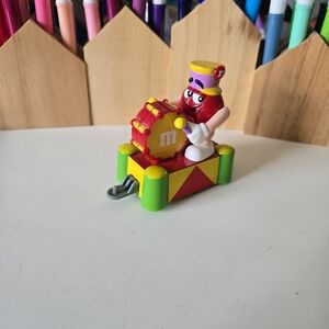 M&M Mars Train Christmas 2006 Drum Collectible Plastic Marching Band Holiday Toy